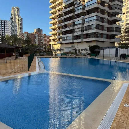 Acuarium Tower Levante アパート