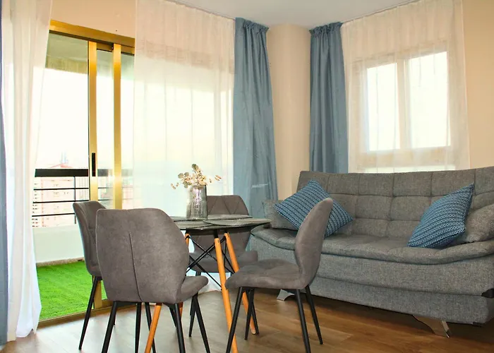 Acuarium Tower Levante * בנידורם